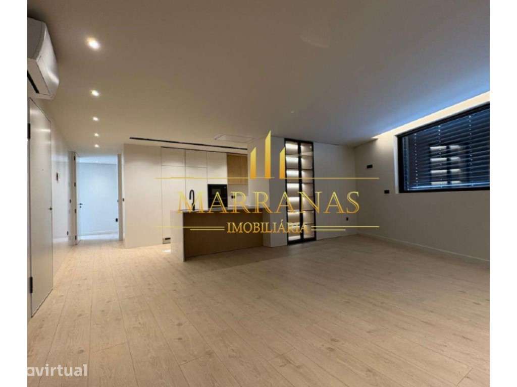 Apartamento T2 c/ varanda - Grande imagem: 4/20