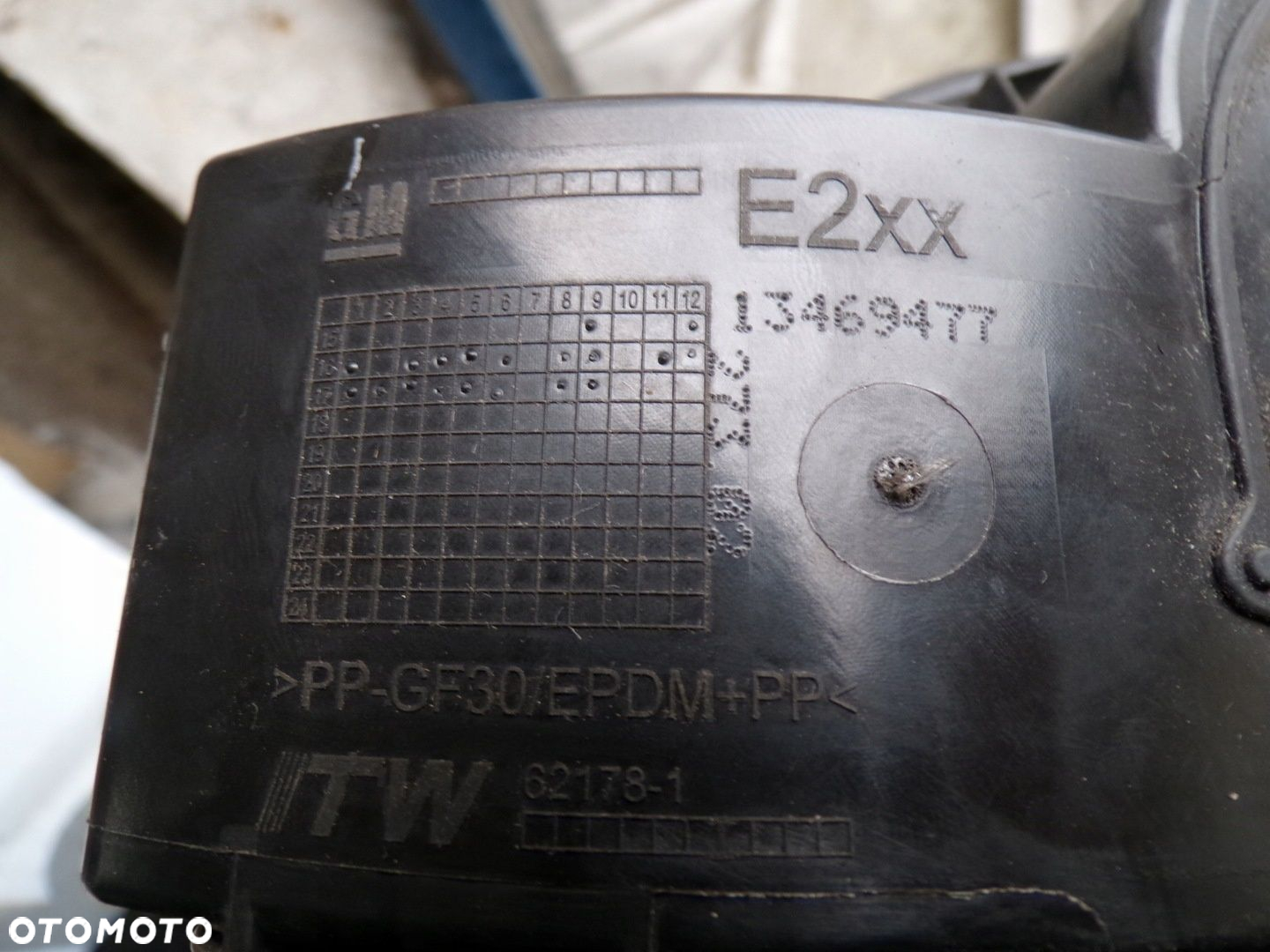 Wlew paliwa klapka Adblue Opel Insignia B 13469477 13469477 - 8