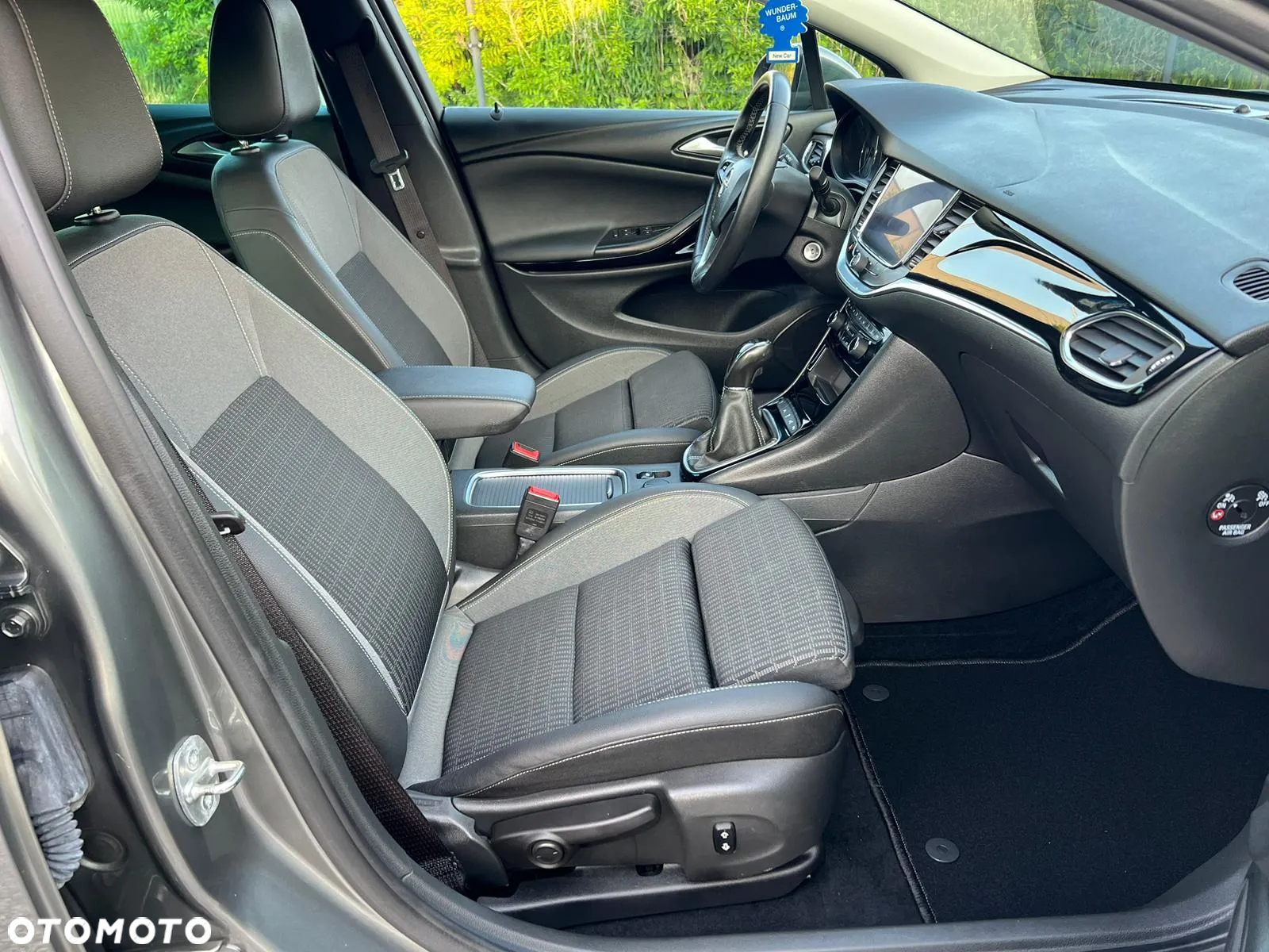 Opel Astra 1.2 Turbo Start/Stop Elegance - 31
