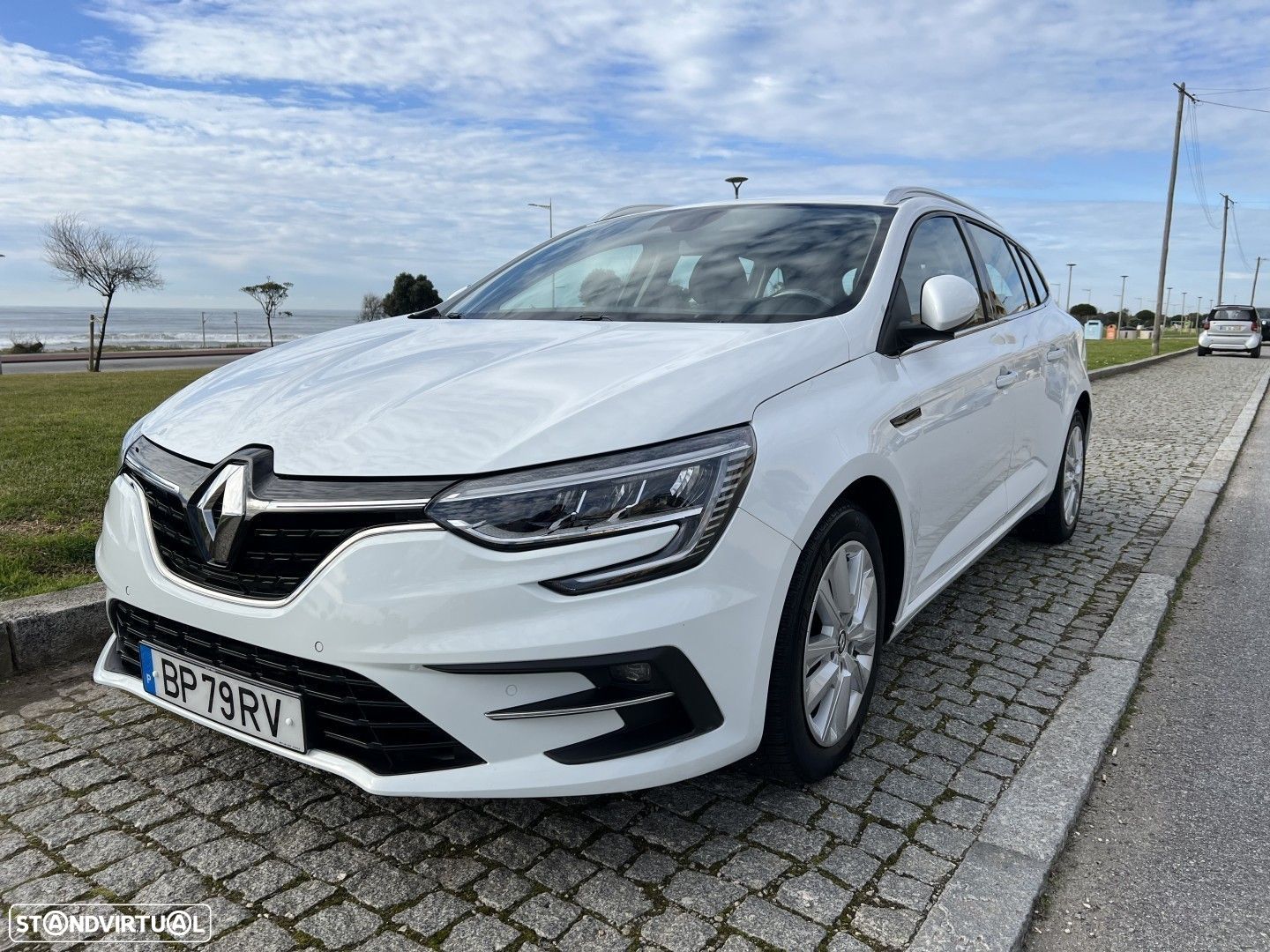 Renault Mégane BLUE dCi 115 BUSINESS EDITION - 1