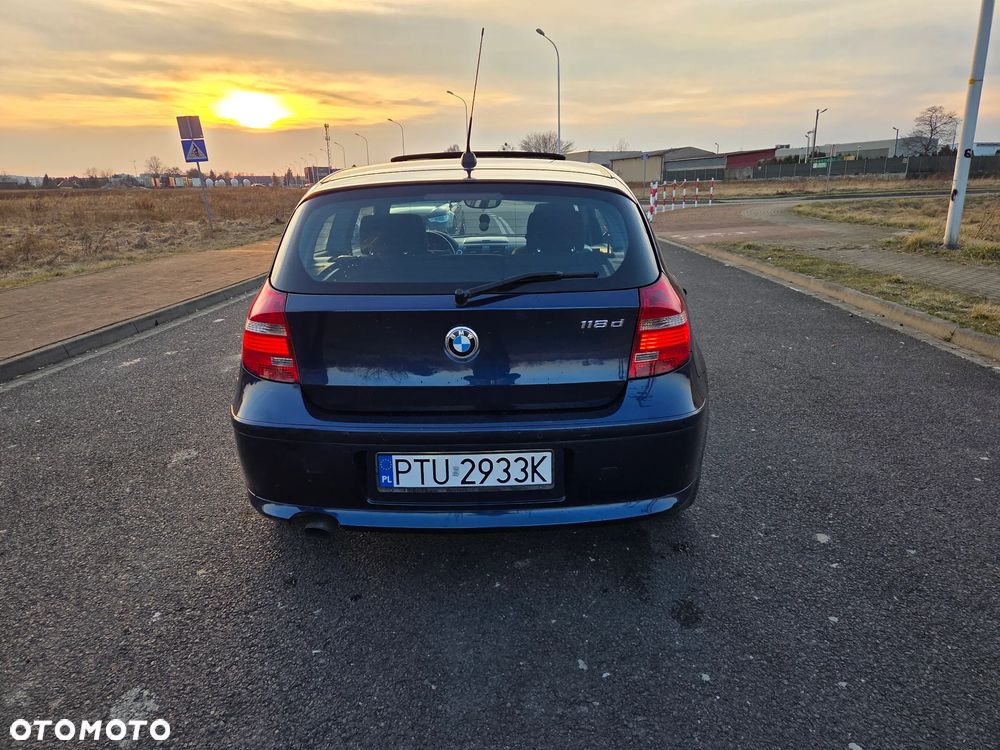 BMW Seria 1 118d - 6