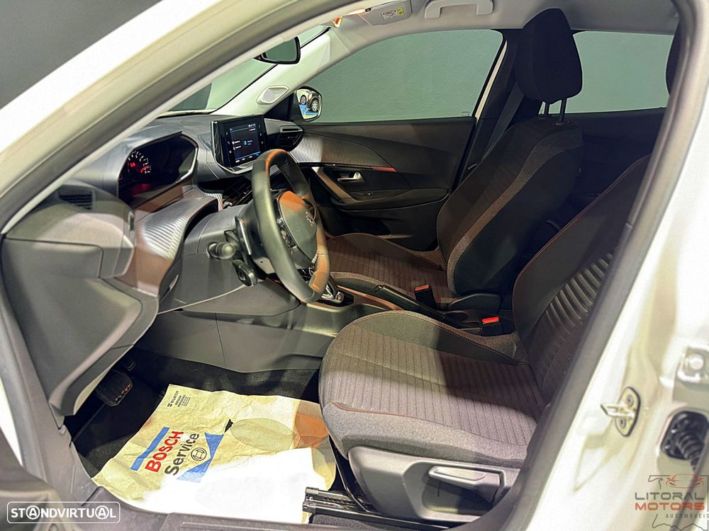 Peugeot 2008 1.2 PureTech Active Pack EAT8 - 14