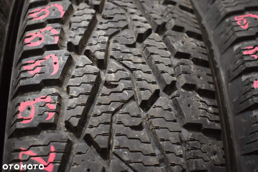 R16 235/85 Nokian Hakkapelitta - 3