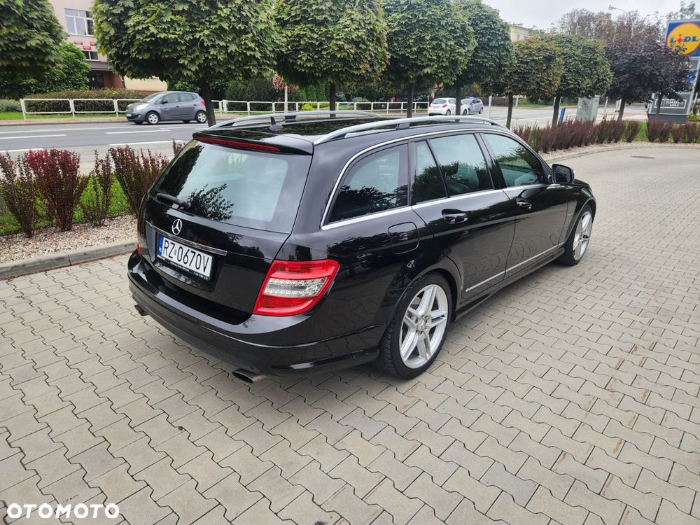 Mercedes-Benz Klasa C 320 CDI DPF 4Matic 7G-TRONIC Avantgarde - 5