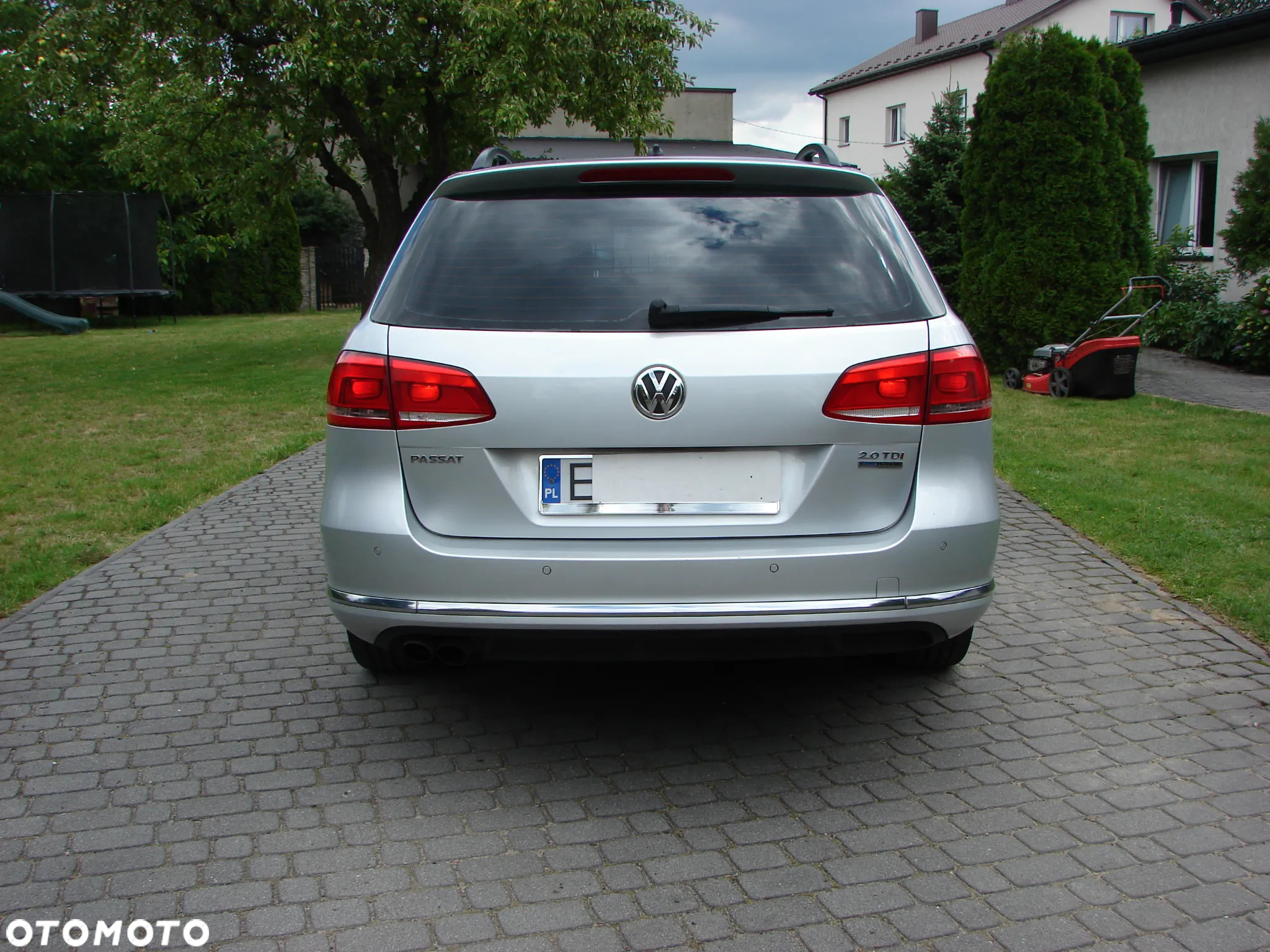 Volkswagen Passat - 12