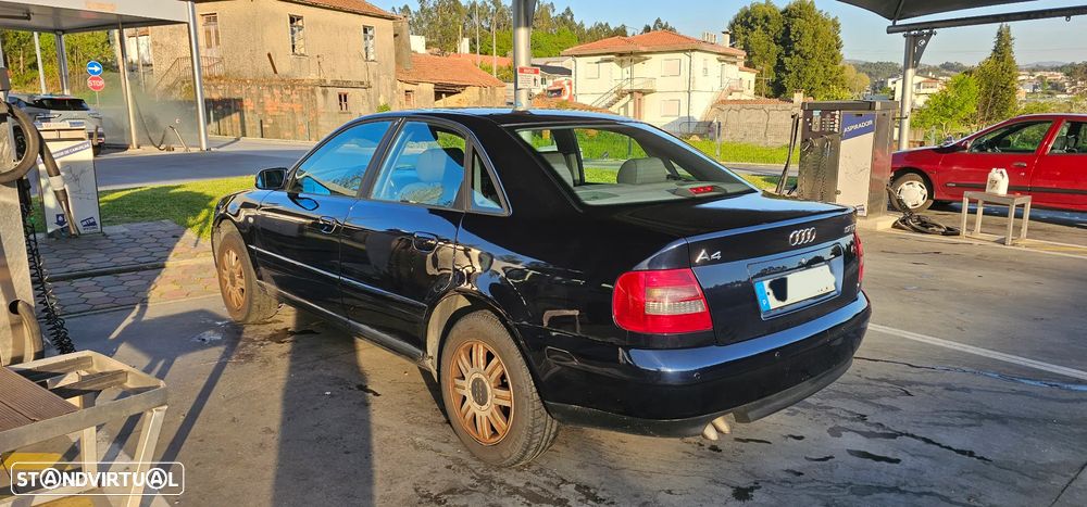 Audi A4 1.9 TDI m5 - 2