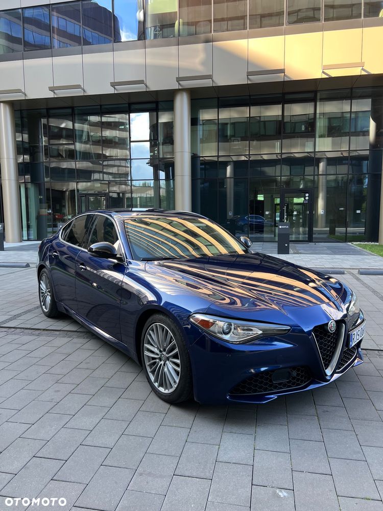 Alfa Romeo Giulia - 16