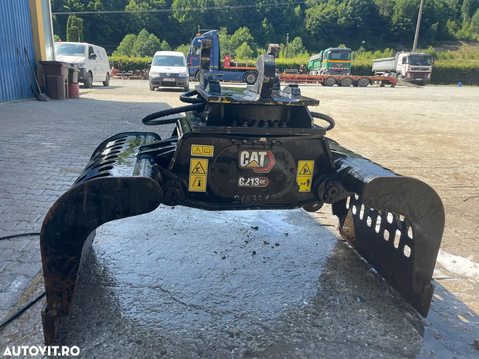Graifer Caterpillar hidraulic pentru excavatoare de 12-18 tone - 2