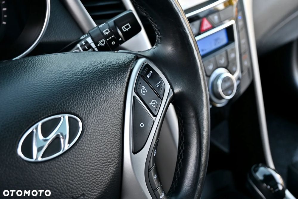 Hyundai i30 1.6 GDI DCT Premium - 33