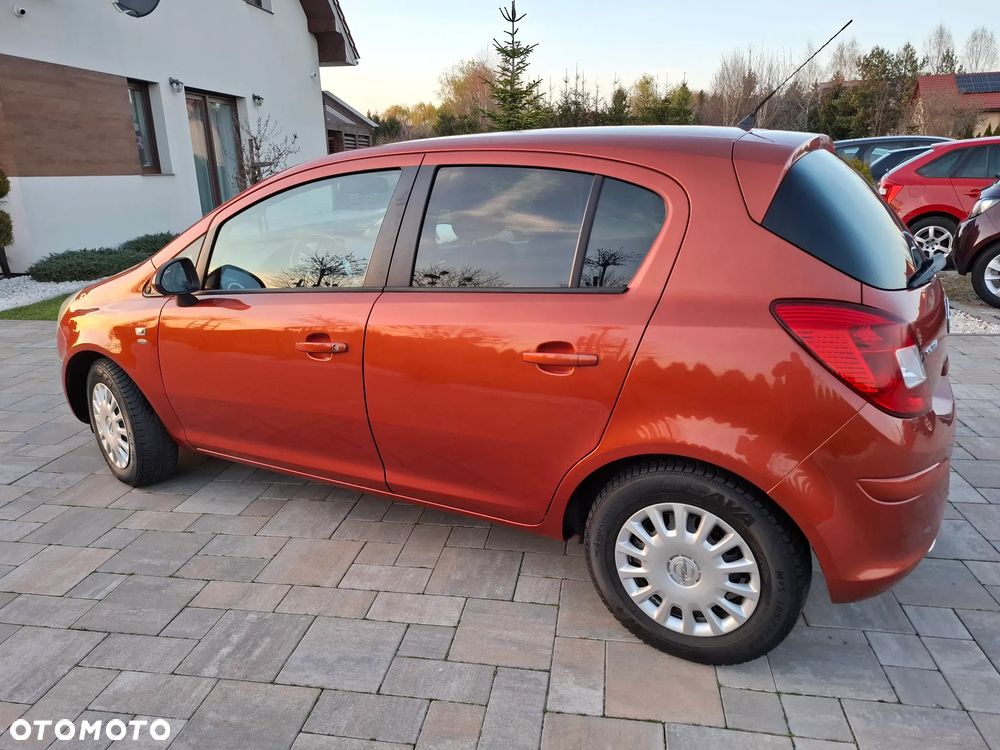Opel Corsa 1.4 16V Satellite - 13
