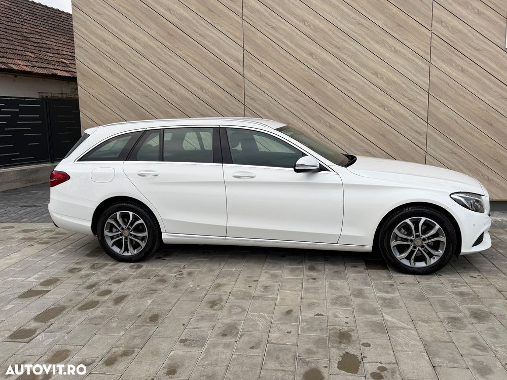 Mercedes-Benz C 220 d 4Matic T 9G-TRONIC Avantgarde - 17