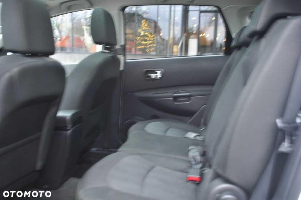 Nissan Qashqai+2 2.0 Tekna Premium - 9