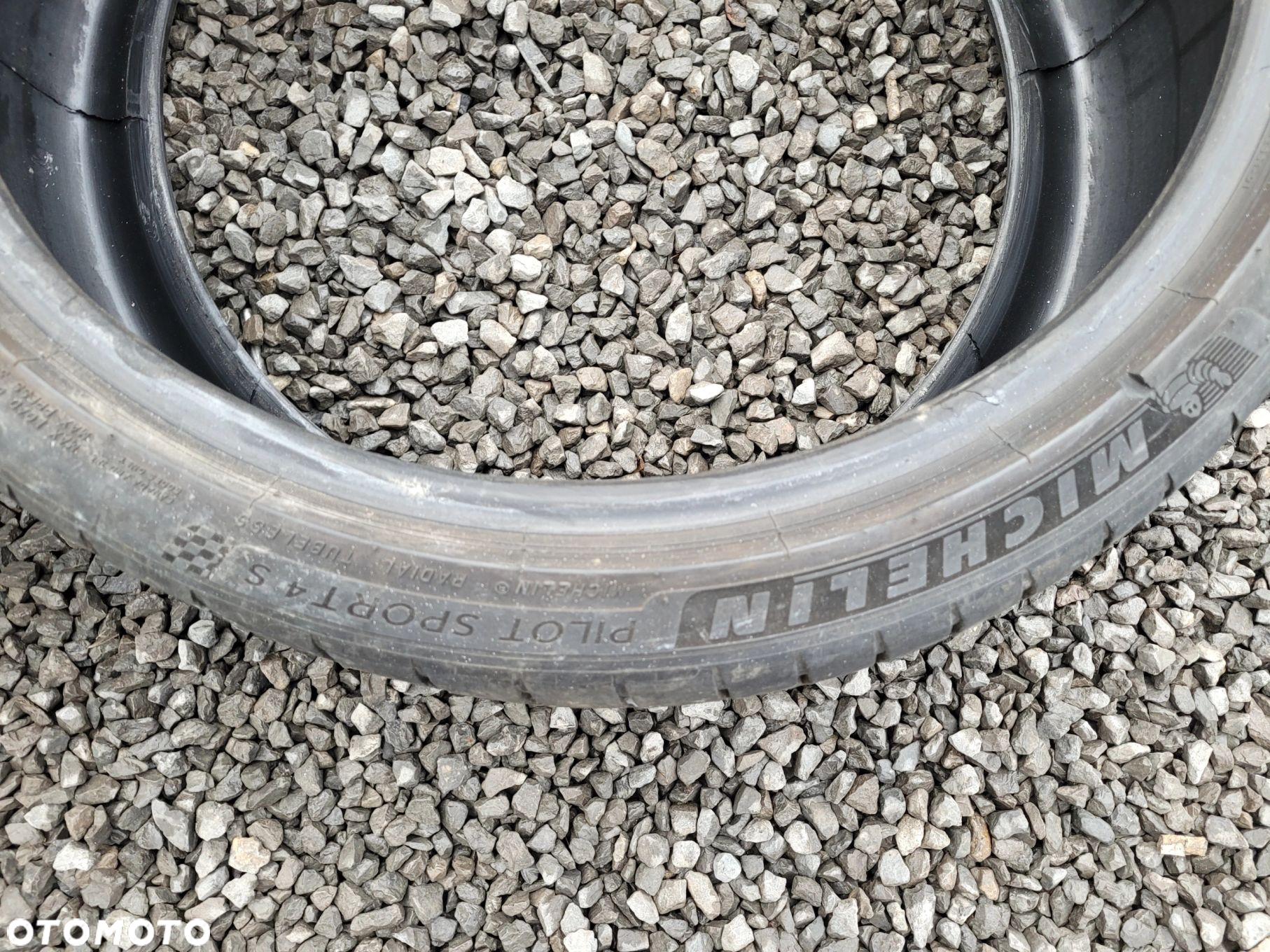 OSŁONY OPONY MICHELIN PILOT SPORT 4S 235 35 19 2020 ROK 5mm - 2