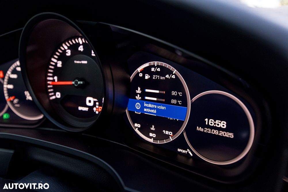 Porsche Cayenne - 23