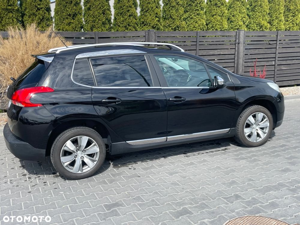 Peugeot 2008 1.2 Pure Tech Style EU6 - 15
