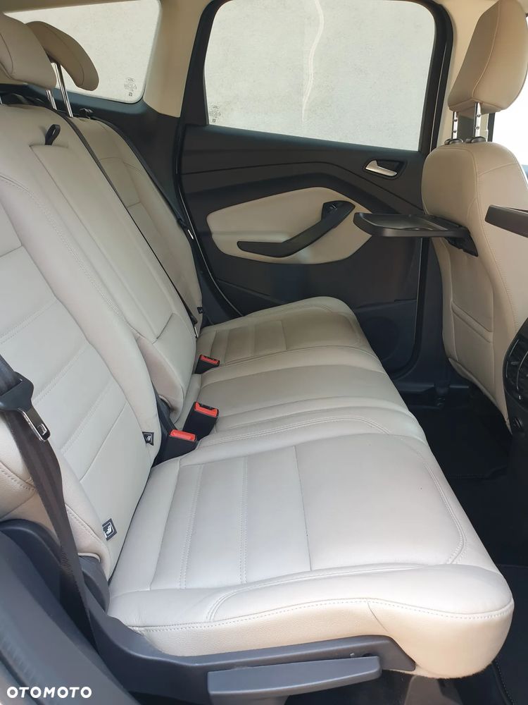 Ford Kuga 2.0 TDCi 4x4 Individual - 36