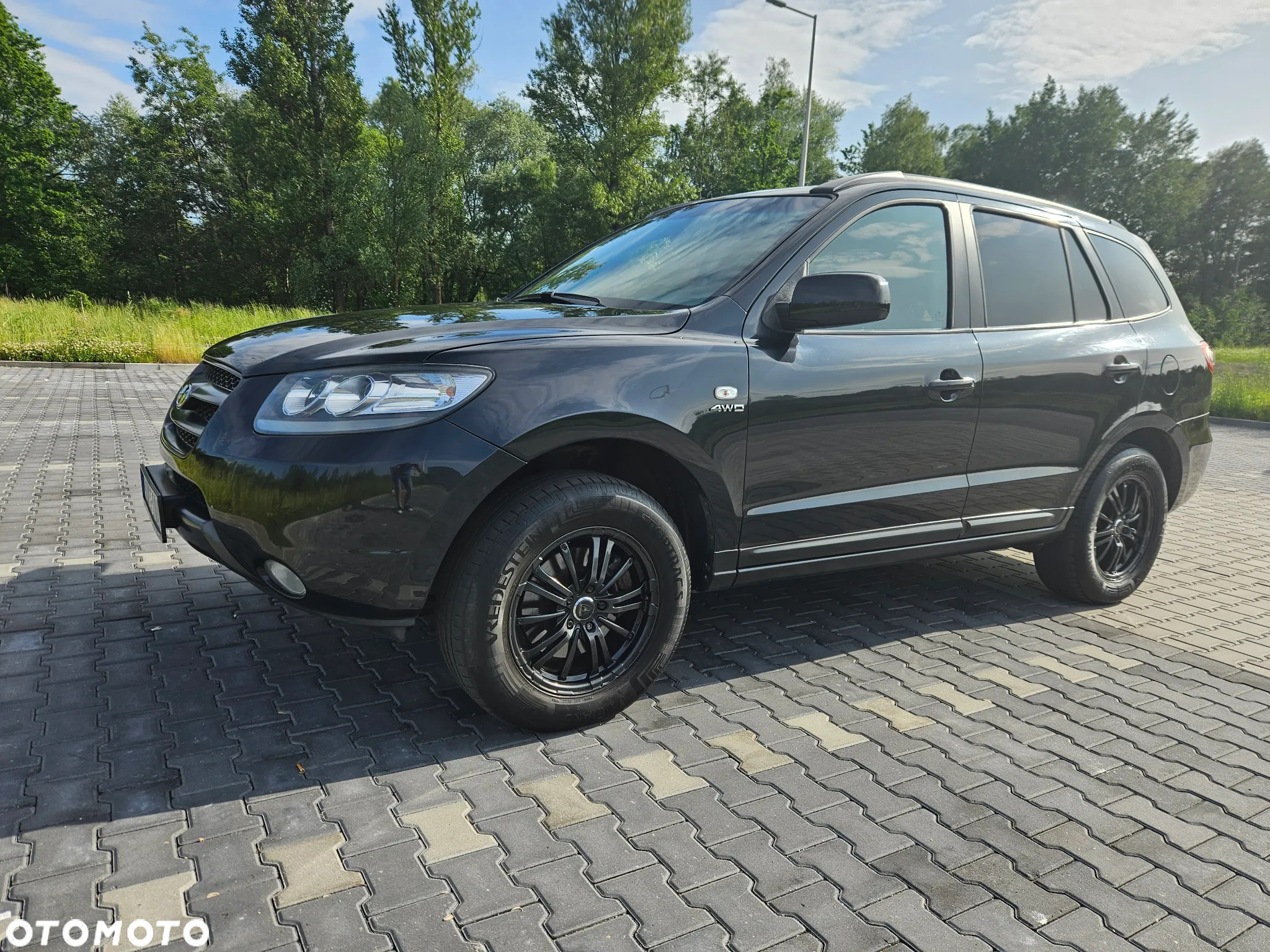 Hyundai Santa Fe - 3