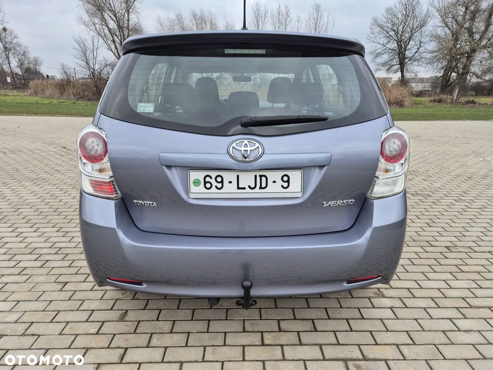 Toyota Verso 1.8 Prestige EU5 - 12