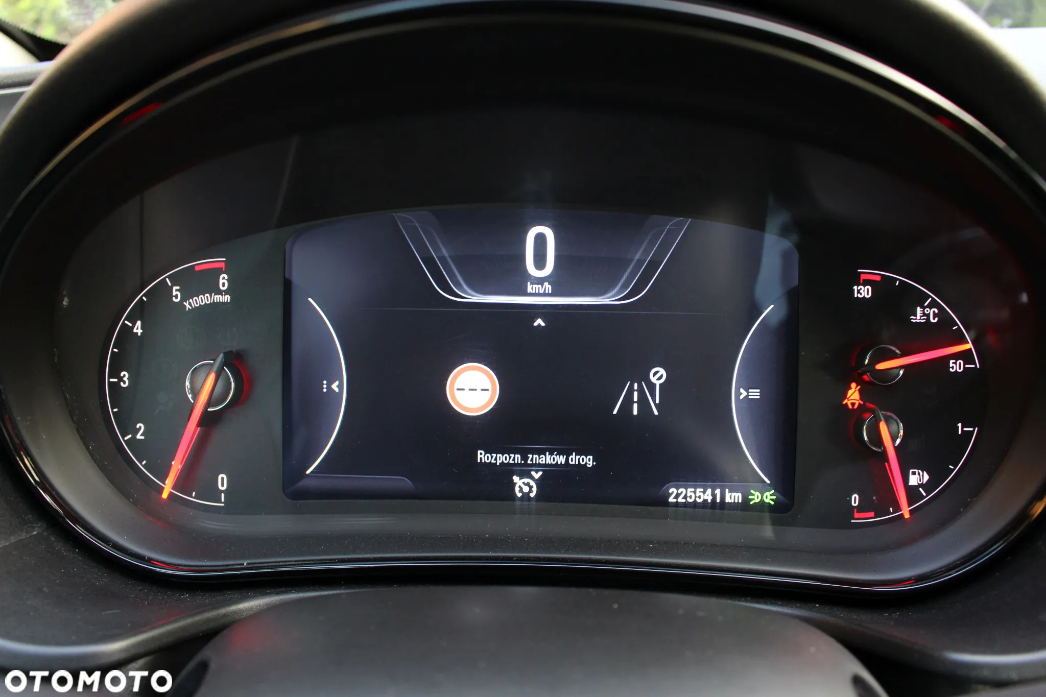 Opel Insignia 2.0 CDTI Cosmo S&S - 29