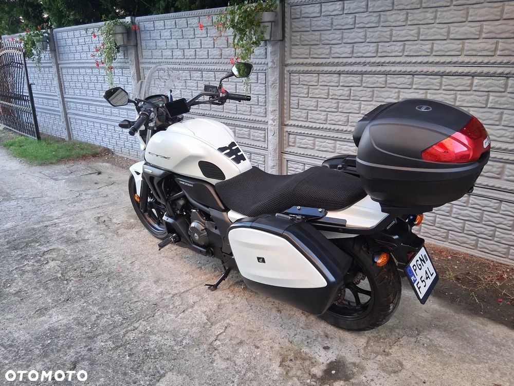 Honda CTX - 6