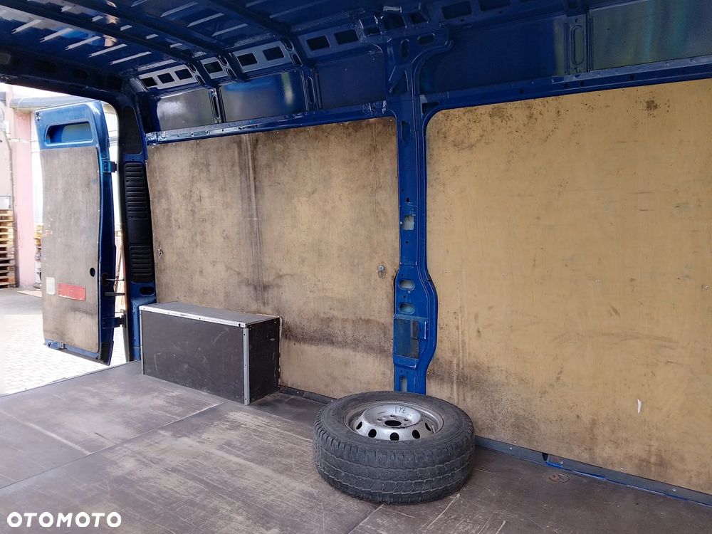 Peugeot Boxer 335 HDi L3 - 8