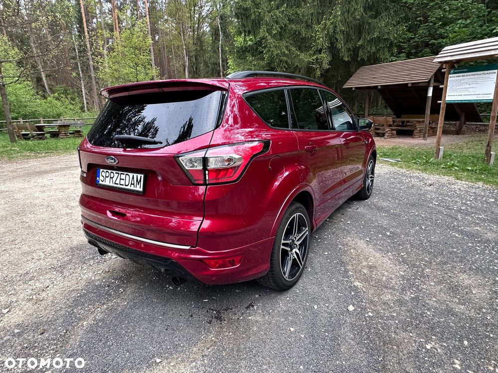 Ford Kuga 1.5 EcoBoost 2x4 ST-Line - 10