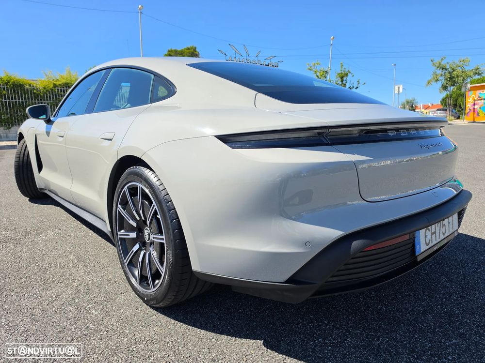 Porsche Taycan 4S - 3