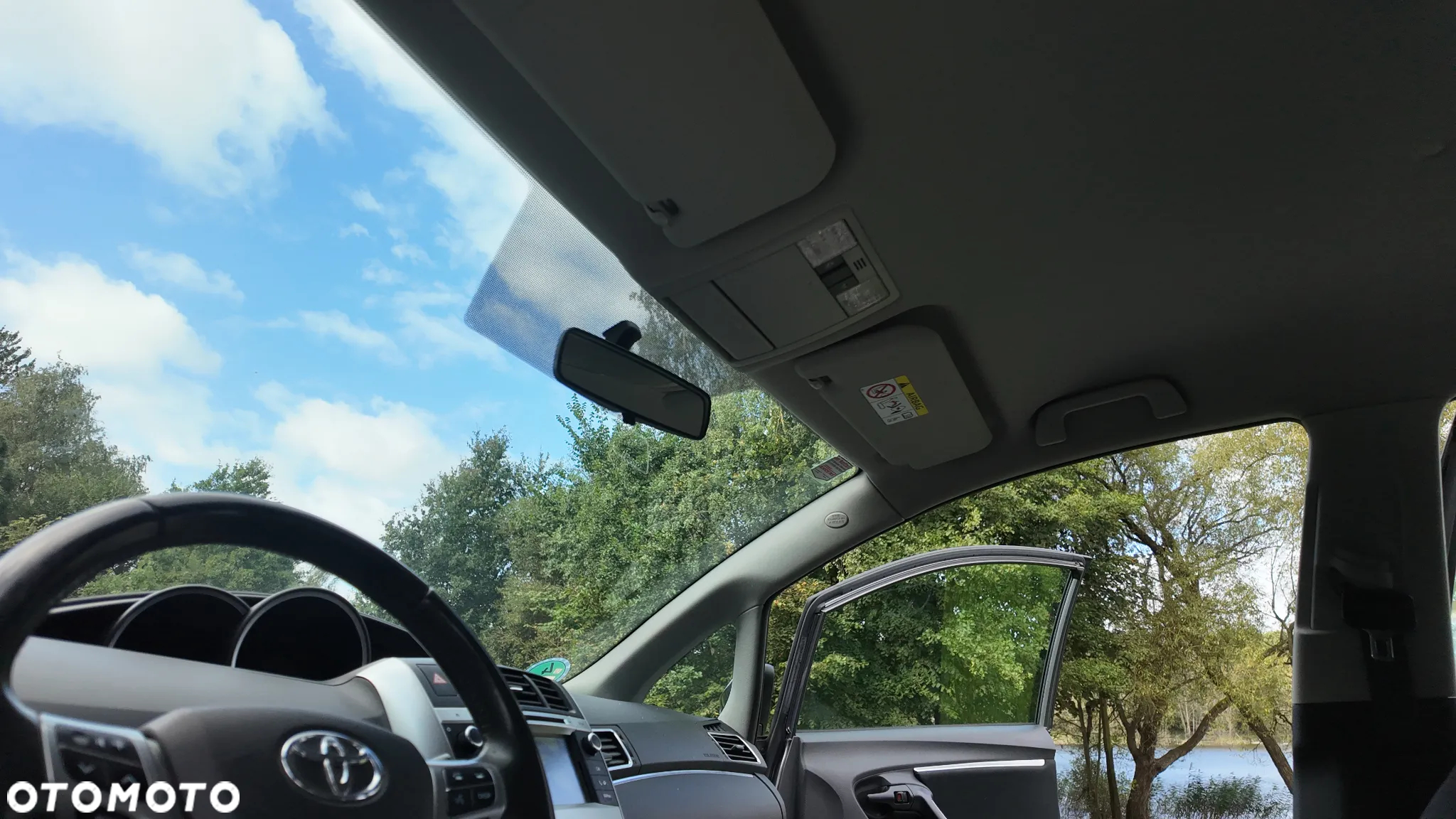 Toyota Verso 1.8 Prestige 7os - 19