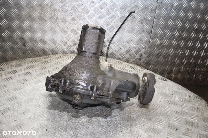 SKRZYNIA KĄTOWA REDUKTOR BMW X5 E53 4.4I - 1