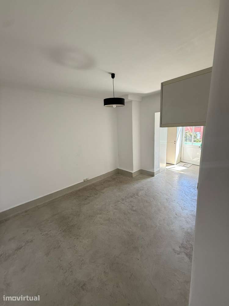 T2 em Belém com ótima localização e pronto a habitar - Grande imagem: 2/13