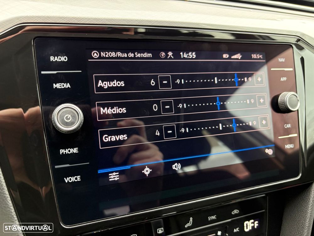 VW Passat Variant 2.0 TDi Elegance DSG - 43