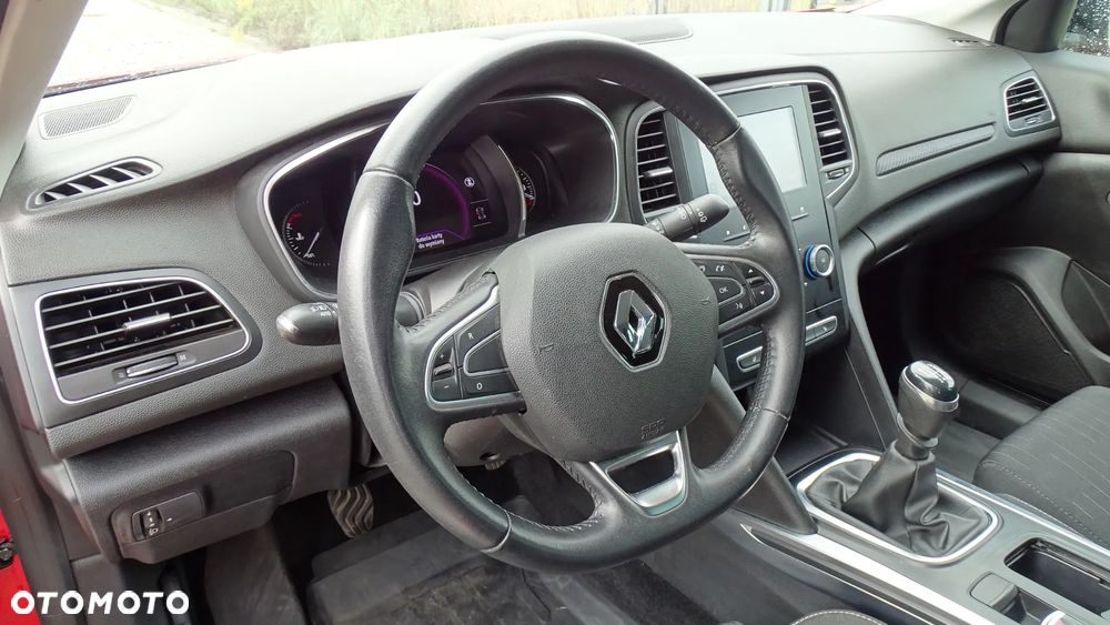 Renault Megane 1.3 TCe FAP Limited - 10