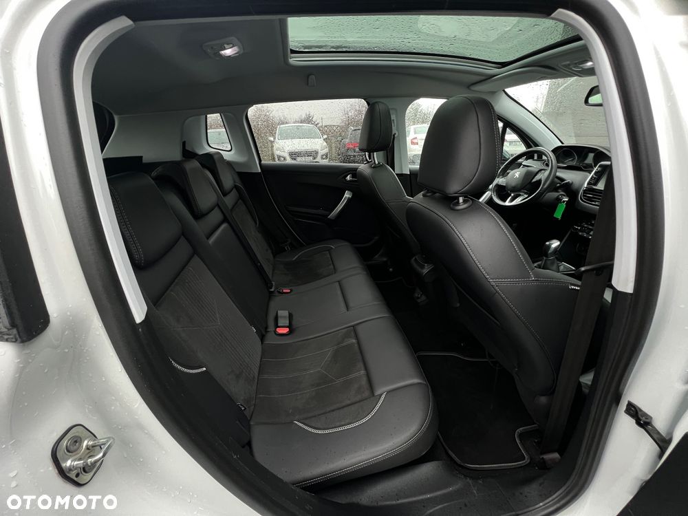 Peugeot 2008 PureTech 110 Stop&Start Crossway - 27