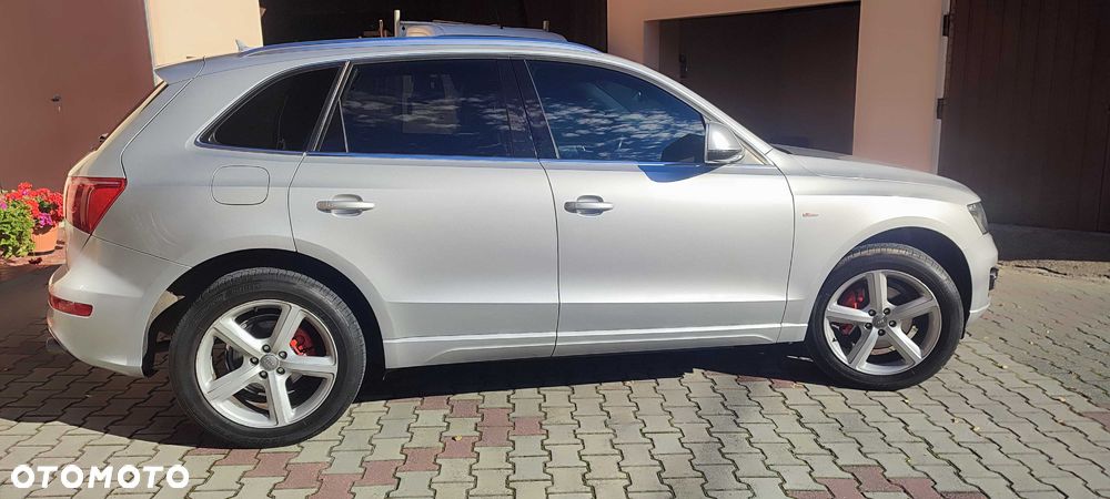 Audi Q5 2009 photo 2