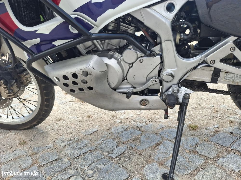 Honda Africa Twin XRVRD07 - 10