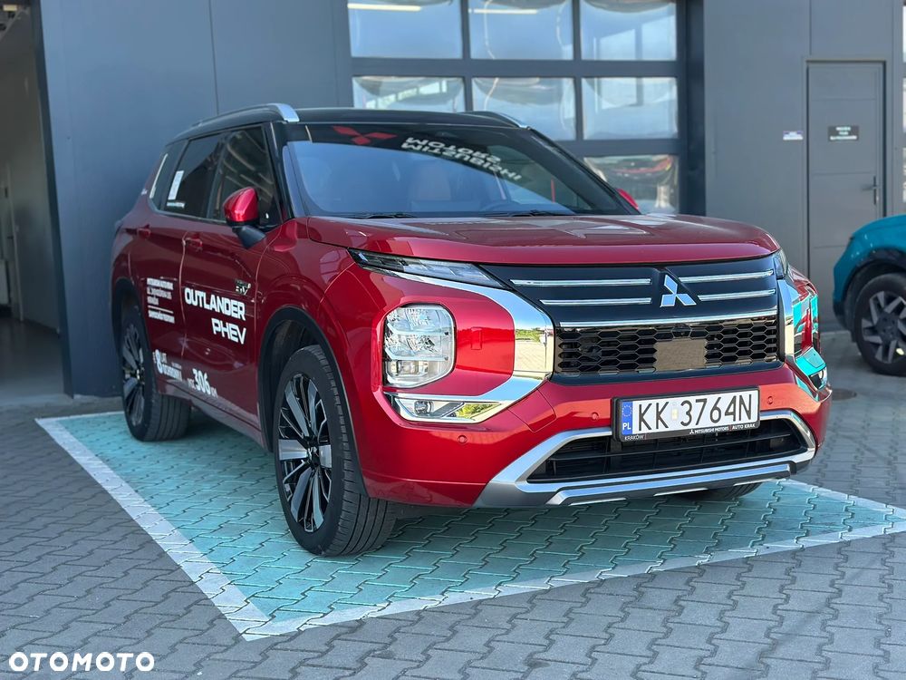 Mitsubishi Outlander Instyle Plus - 3