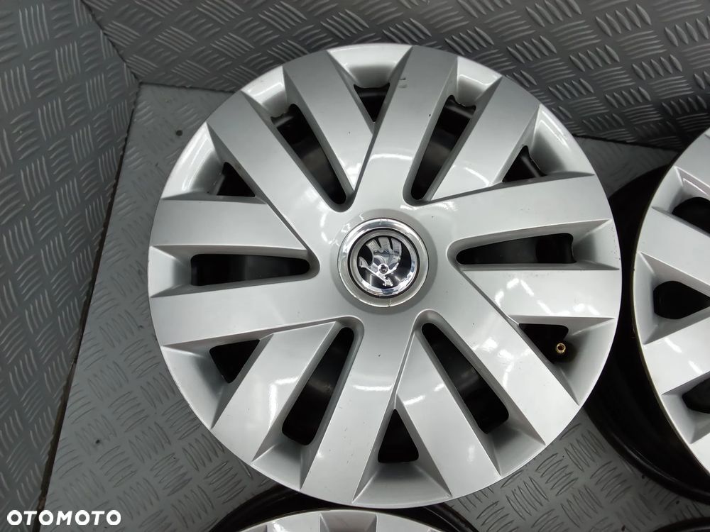Felgi Skoda Fabia Kamiq Praktik Rapid Scala Roomster 6Jx15 et38 5x100 - 3
