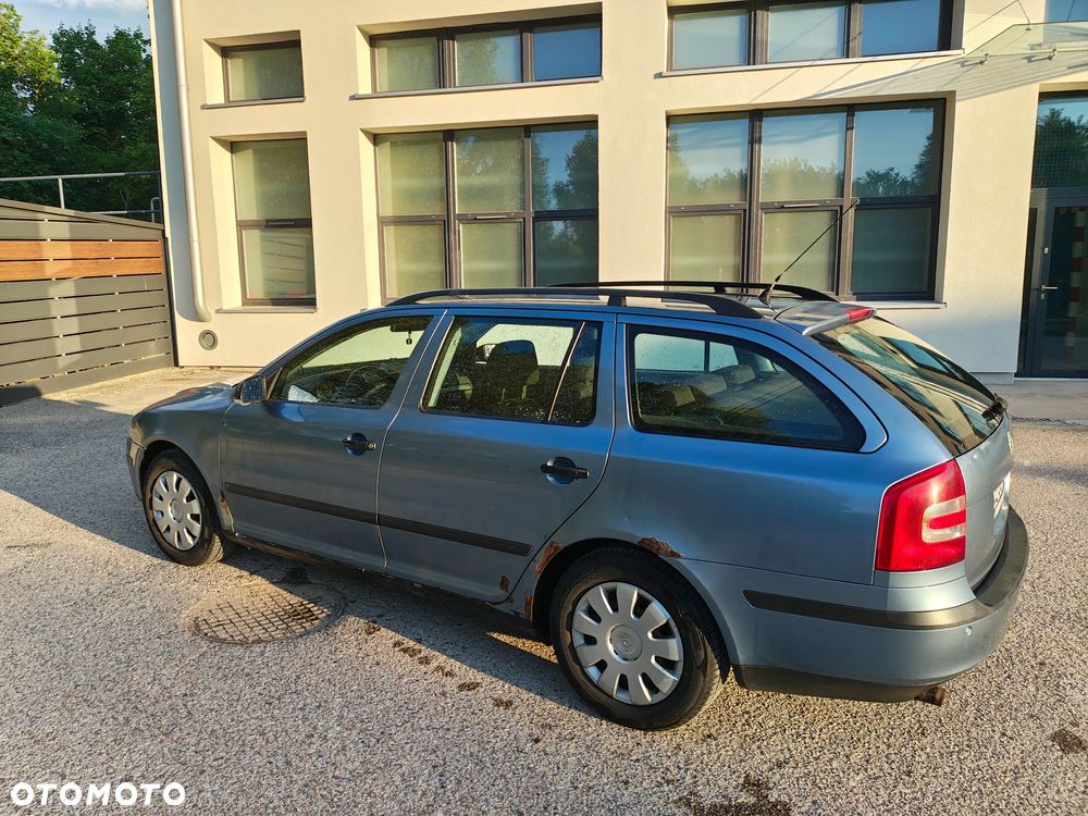Skoda Octavia 1.6 Mint - 8