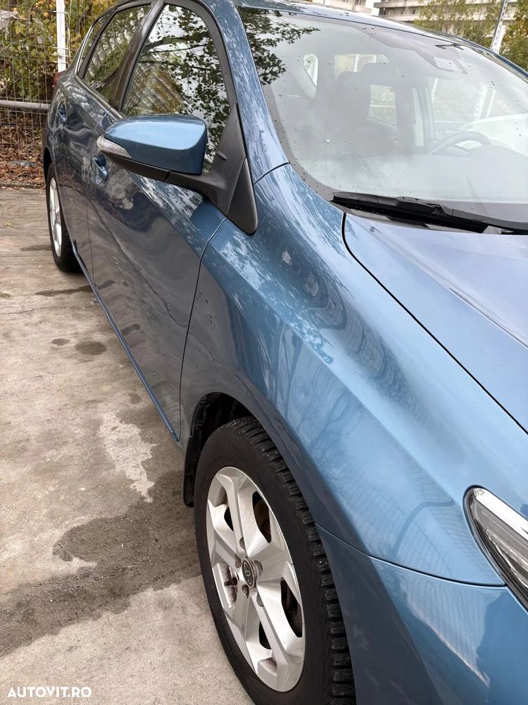 Toyota Auris 1.6 L Valvematic Luna - 7