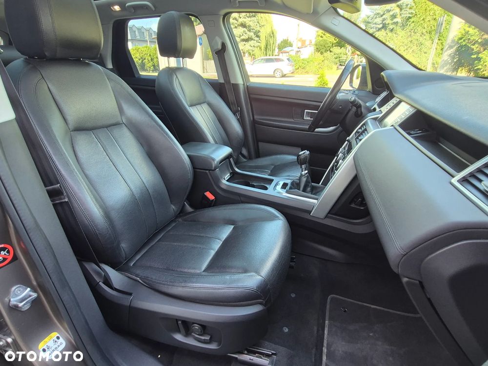 Land Rover Discovery Sport 2.0 D150 SE - 34