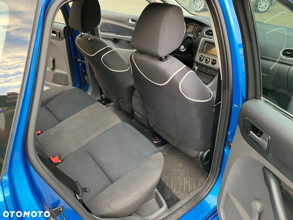 Ford Focus - 12