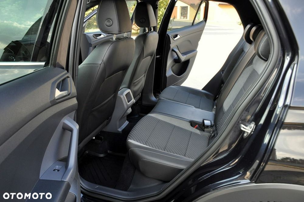 Volkswagen T-Cross 1.0 TSI OPF DSG R-Line - 22