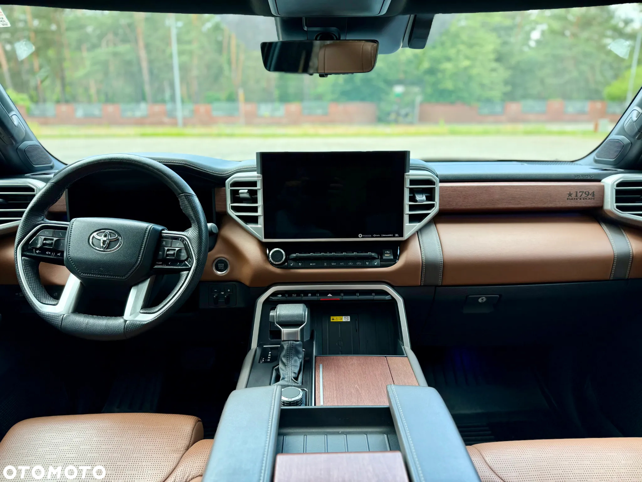 Toyota Tundra - 18