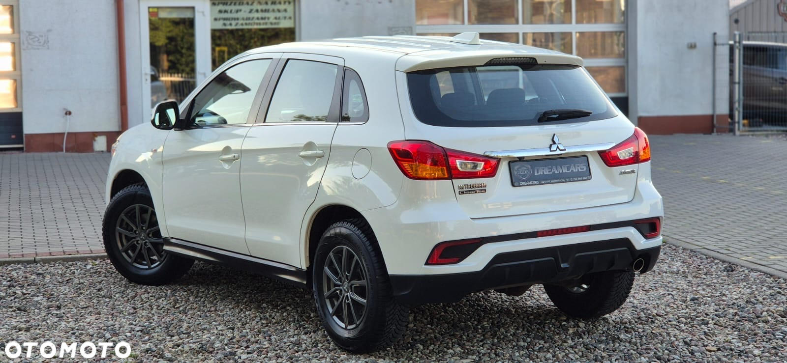 Mitsubishi ASX - 8