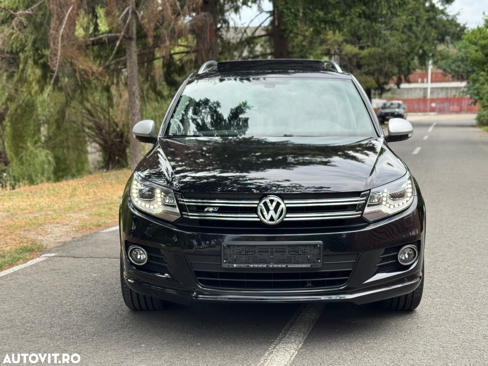 Volkswagen Tiguan 2.0 TDI DPF BlueMotion Technology Cup Sport & Style - 2
