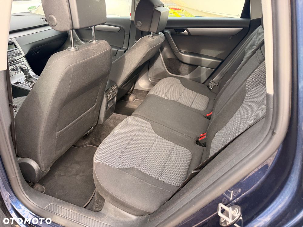 Volkswagen Passat 2.0 TDI 4Mot Highline DSG - 20