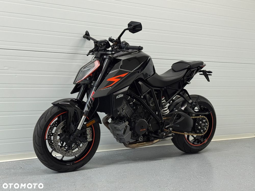 KTM Super Duke - 14