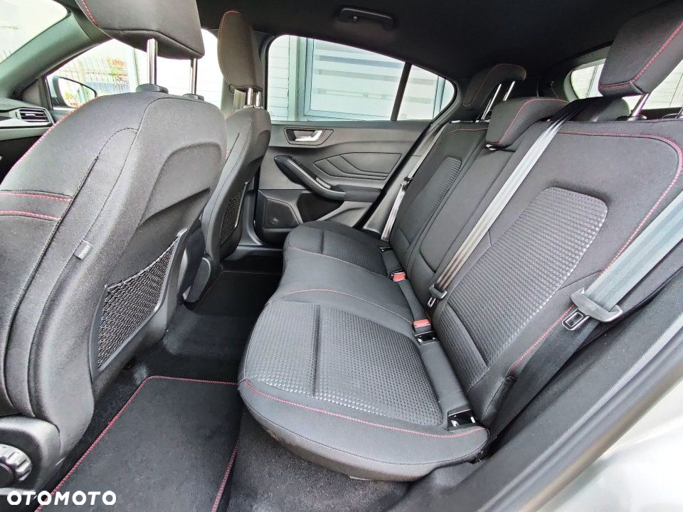 Ford Focus - 17