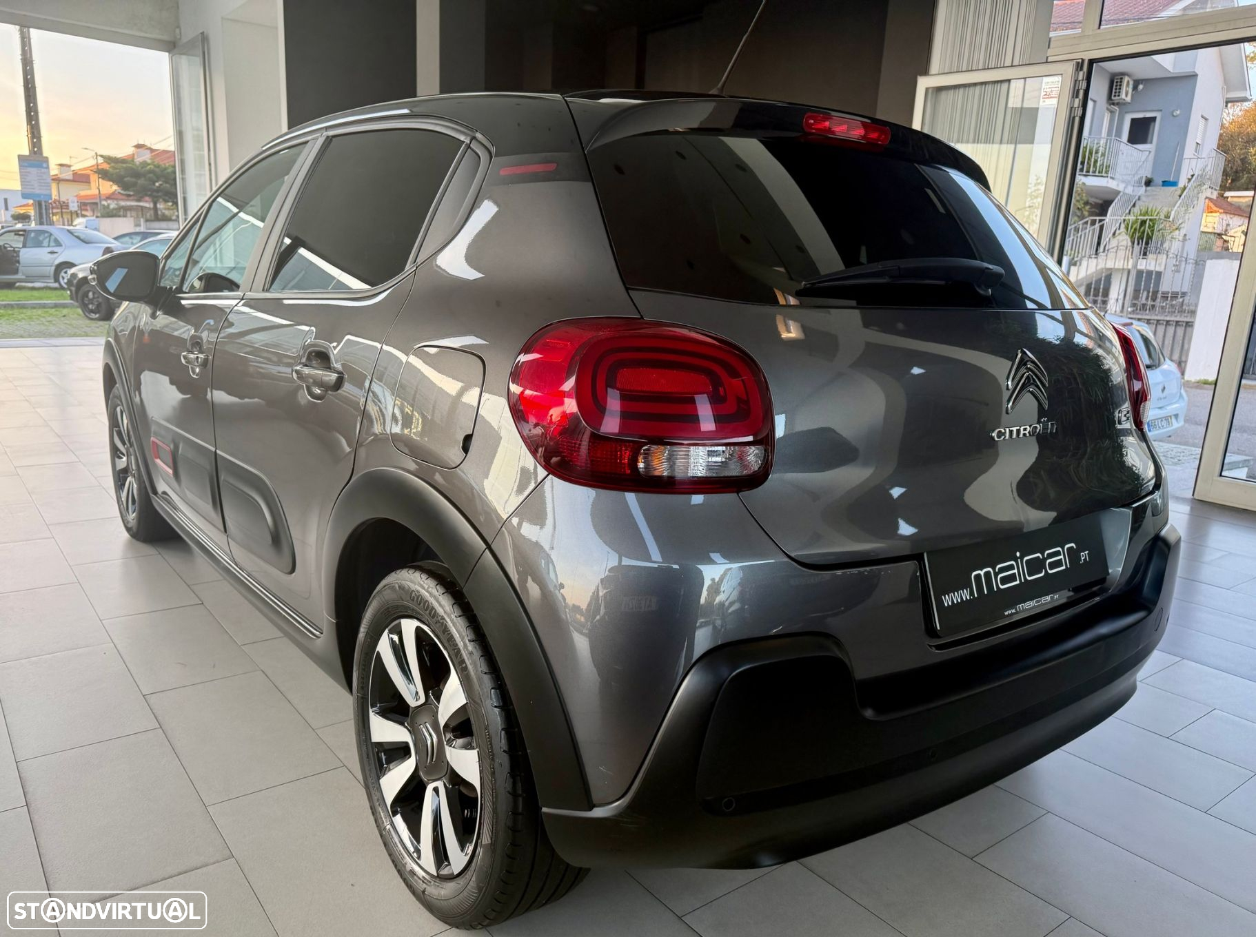 Citroën C3 1.2 PureTech C-Series - 16