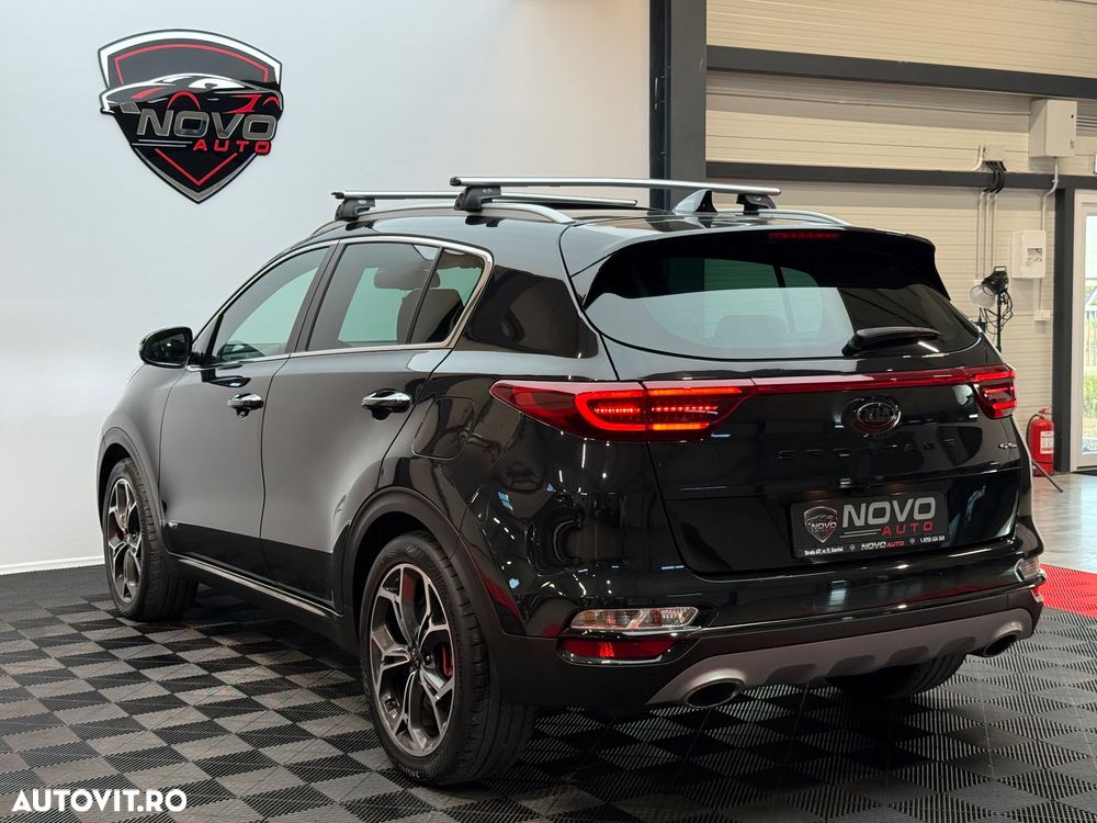 Kia Sportage 2.0 CRDI AWD Eco-Dynamics+ (48V M-H) Aut. GT LINE - 4